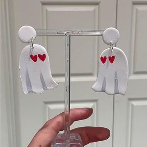 Love sheet ghosts / boo / Halloween